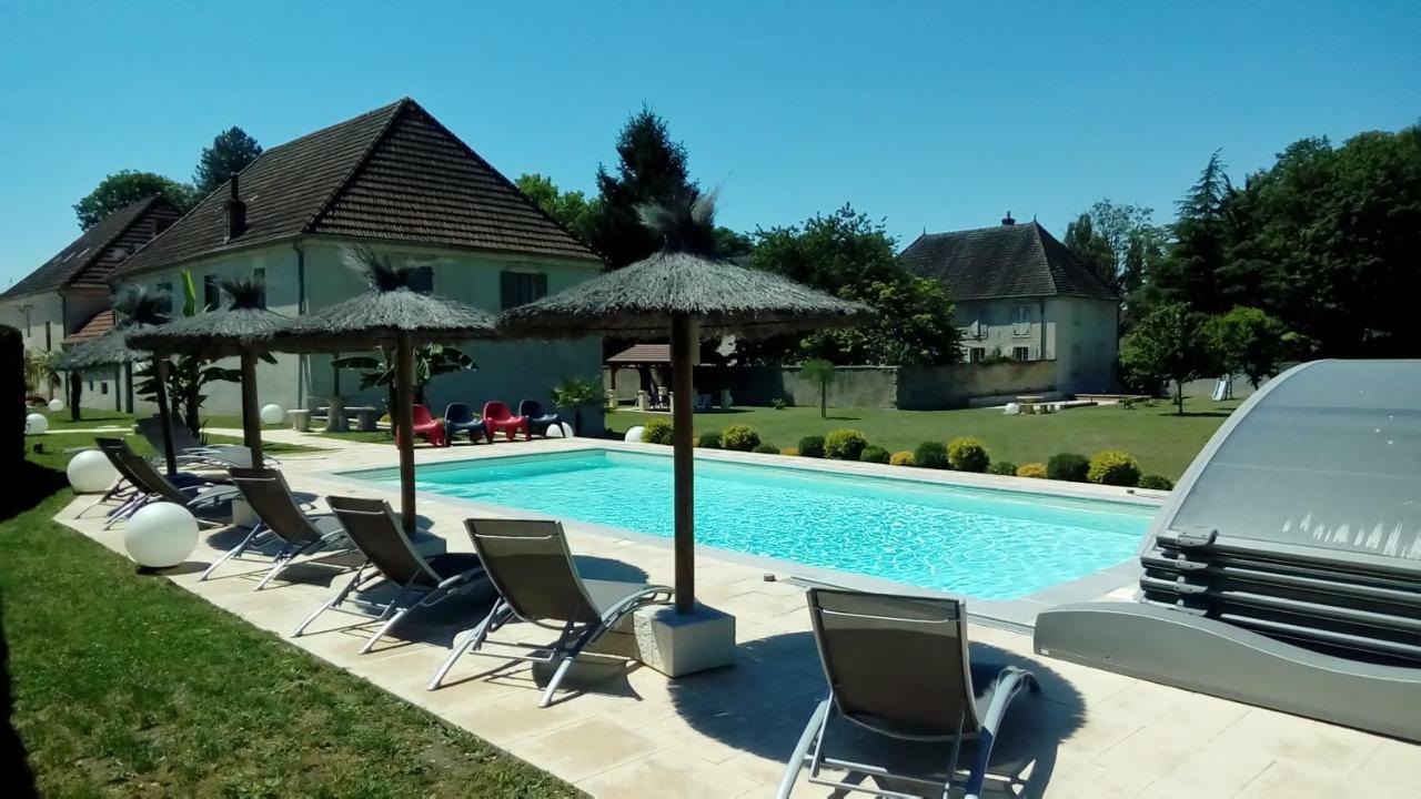 Le Domaine Des Papillons Hotel Beaujeu-Saint-Vallier-et-Pierrejux Exterior foto